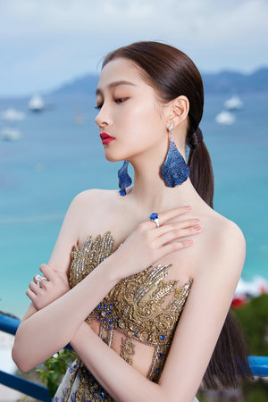 春宵一刻不逗留